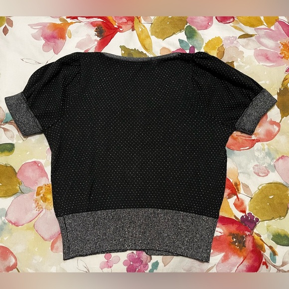 Button down crop top metallic thread knit sweater - NEW! Size: Medium - Picture 3 of 4